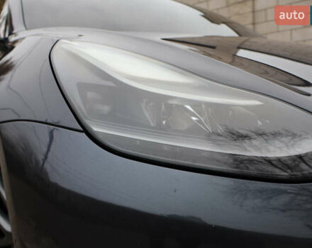 Сірий Тесла Модель 3, об'ємом двигуна 0 л та пробігом 100 тис. км за 20500 $, фото 12 на Automoto.ua