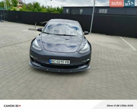 Сірий Тесла Модель 3, об'ємом двигуна 0 л та пробігом 44 тис. км за 18500 $, фото 1 на Automoto.ua