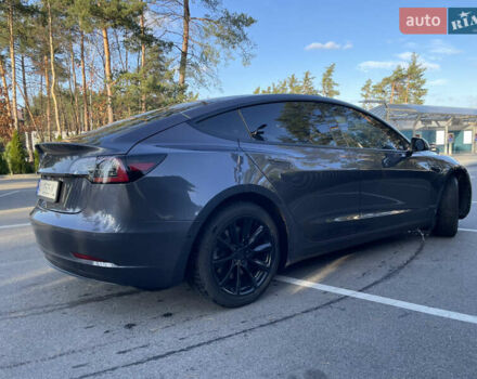 Серый Тесла Модель 3, объемом двигателя 0 л и пробегом 105 тыс. км за 19500 $, фото 6 на Automoto.ua
