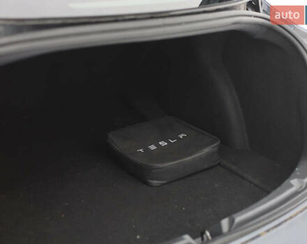 Сірий Тесла Модель 3, об'ємом двигуна 0 л та пробігом 98 тис. км за 23500 $, фото 38 на Automoto.ua
