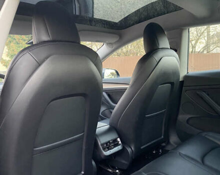 Сірий Тесла Модель 3, об'ємом двигуна 0 л та пробігом 98 тис. км за 19500 $, фото 32 на Automoto.ua