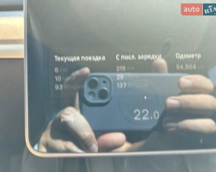 Серый Тесла Модель 3, объемом двигателя 0 л и пробегом 54 тыс. км за 20000 $, фото 6 на Automoto.ua