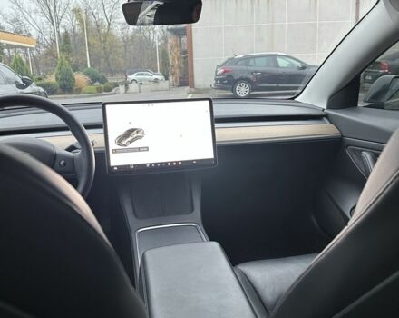 Серый Тесла Модель 3, объемом двигателя 0 л и пробегом 132 тыс. км за 20600 $, фото 7 на Automoto.ua