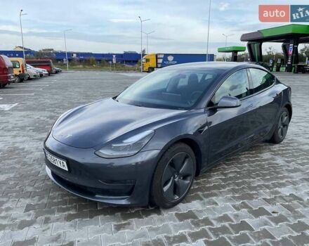 Сірий Тесла Модель 3, об'ємом двигуна 0 л та пробігом 51 тис. км за 20500 $, фото 2 на Automoto.ua