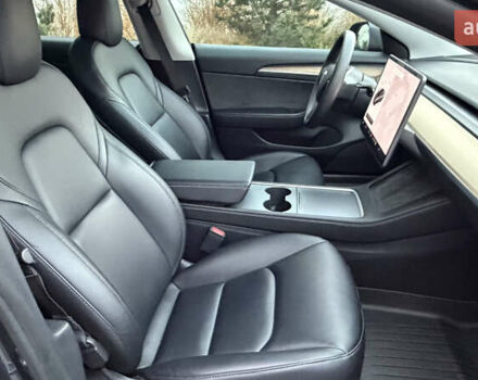 Сірий Тесла Модель 3, об'ємом двигуна 0 л та пробігом 79 тис. км за 19400 $, фото 30 на Automoto.ua