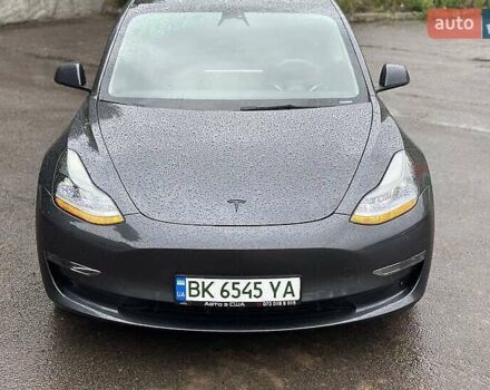 Сірий Тесла Модель 3, об'ємом двигуна 0 л та пробігом 117 тис. км за 18000 $, фото 7 на Automoto.ua