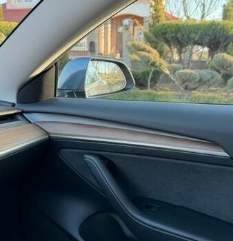 Серый Тесла Модель 3, объемом двигателя 0 л и пробегом 57 тыс. км за 20000 $, фото 10 на Automoto.ua