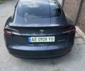 Тесла Модель 3 2021 в Днепре (Днепропетровске) на Automoto.ua Серый Тесла Модель 3, объемом двигателя 0 л и пробегом 25 тыс. км за 21200 $, фото 2 на Automoto.ua