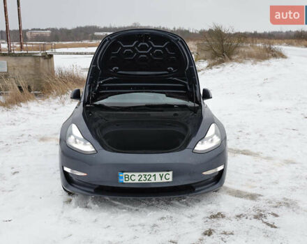 Сірий Тесла Модель 3, об'ємом двигуна 0 л та пробігом 98 тис. км за 23500 $, фото 98 на Automoto.ua