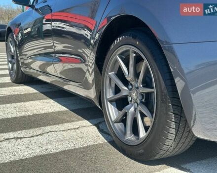 Сірий Тесла Модель 3, об'ємом двигуна 0 л та пробігом 127 тис. км за 19300 $, фото 8 на Automoto.ua