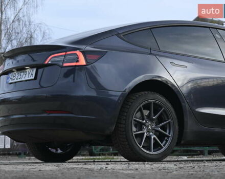 Серый Тесла Модель 3, объемом двигателя 0 л и пробегом 84 тыс. км за 22500 $, фото 15 на Automoto.ua