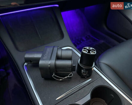 Серый Тесла Модель 3, объемом двигателя 0 л и пробегом 59 тыс. км за 23500 $, фото 29 на Automoto.ua