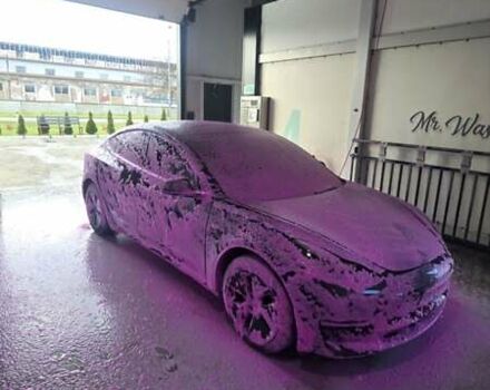 Сірий Тесла Модель 3, об'ємом двигуна 0 л та пробігом 68 тис. км за 23500 $, фото 1 на Automoto.ua