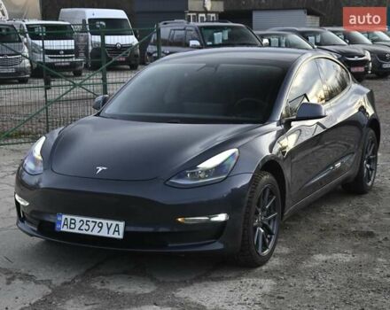 Серый Тесла Модель 3, объемом двигателя 0 л и пробегом 84 тыс. км за 22500 $, фото 6 на Automoto.ua