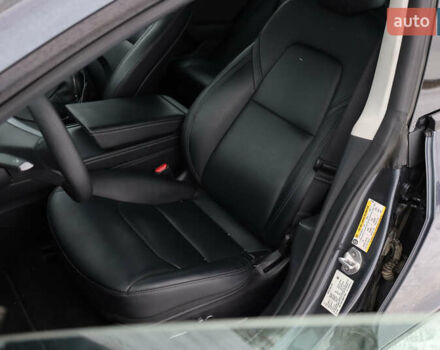 Сірий Тесла Модель 3, об'ємом двигуна 0 л та пробігом 98 тис. км за 23500 $, фото 76 на Automoto.ua