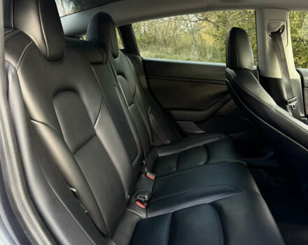 Тесла Модель 3 2021 у Бердичеве на Automoto.ua Сірий Тесла Модель 3, об'ємом двигуна 0 л та пробігом 82 тис. км за 23000 $, фото 8 на Automoto.ua