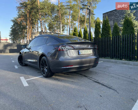 Серый Тесла Модель 3, объемом двигателя 0 л и пробегом 105 тыс. км за 19500 $, фото 3 на Automoto.ua