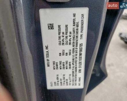 Серый Тесла Модель 3, объемом двигателя 0 л и пробегом 60 тыс. км за 14200 $, фото 12 на Automoto.ua