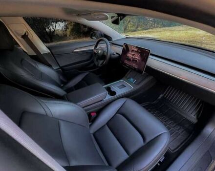 Сірий Тесла Модель 3, об'ємом двигуна 0 л та пробігом 50 тис. км за 13800 $, фото 8 на Automoto.ua