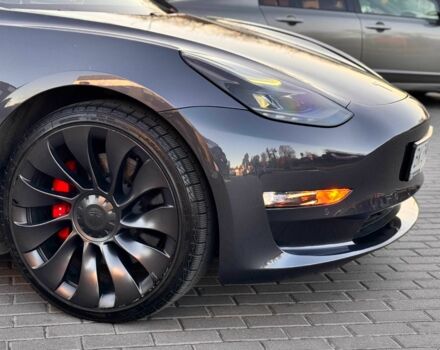 Серый Тесла Модель 3, объемом двигателя 0 л и пробегом 42 тыс. км за 21500 $, фото 6 на Automoto.ua