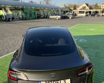 Сірий Тесла Модель 3, об'ємом двигуна 0 л та пробігом 69 тис. км за 23900 $, фото 16 на Automoto.ua