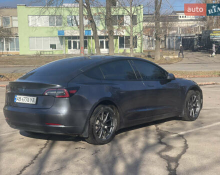 Серый Тесла Модель 3, объемом двигателя 0 л и пробегом 66 тыс. км за 21000 $, фото 7 на Automoto.ua