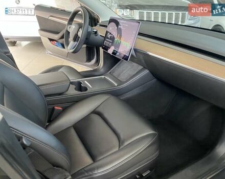 Тесла Модель 3 2022 у Одесі на Automoto.ua Сірий Тесла Модель 3, об'ємом двигуна 0 л та пробігом 52 тис. км за 21500 $, фото 19 на Automoto.ua