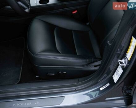 Серый Тесла Модель 3, объемом двигателя 0 л и пробегом 35 тыс. км за 26500 $, фото 49 на Automoto.ua