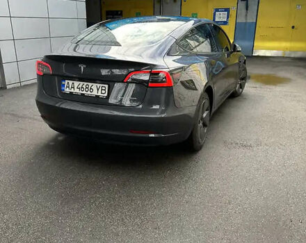 Серый Тесла Модель 3, объемом двигателя 0 л и пробегом 52 тыс. км за 21000 $, фото 3 на Automoto.ua