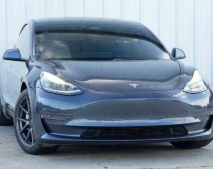 Тесла Модель 3 2022 в Ивано-Франковске на Automoto.ua Серый Тесла Модель 3, объемом двигателя 0 л и пробегом 29 тыс. км за 13600 $, фото 2 на Automoto.ua