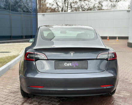 Серый Тесла Модель 3, объемом двигателя 0 л и пробегом 1 тыс. км за 28300 $, фото 14 на Automoto.ua