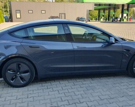 Тесла Модель 3 2022 у Кременчуге на Automoto.ua Сірий Тесла Модель 3, об'ємом двигуна 0 л та пробігом 54 тис. км за 18999 $, фото 3 на Automoto.ua