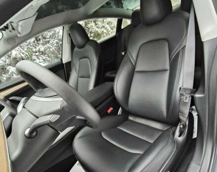 Сірий Тесла Модель 3, об'ємом двигуна 0 л та пробігом 32 тис. км за 21500 $, фото 25 на Automoto.ua