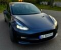 Серый Тесла Модель 3, объемом двигателя 0.18 л и пробегом 86 тыс. км за 18700 $, фото 2 на Automoto.ua