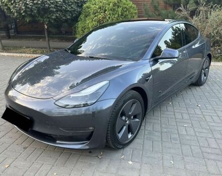 Сірий Тесла Модель 3, об'ємом двигуна 0 л та пробігом 68 тис. км за 18000 $, фото 1 на Automoto.ua