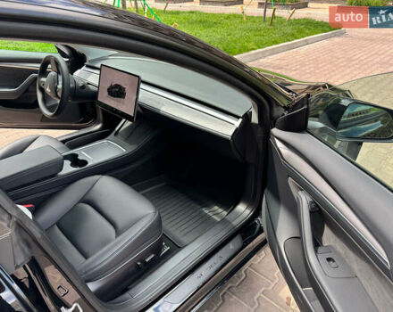 Серый Тесла Модель 3, объемом двигателя 0 л и пробегом 27 тыс. км за 20300 $, фото 11 на Automoto.ua