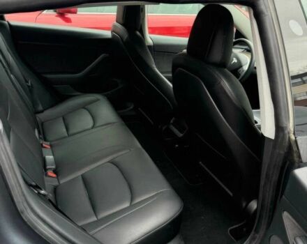 Серый Тесла Модель 3, объемом двигателя 0 л и пробегом 23 тыс. км за 10500 $, фото 13 на Automoto.ua