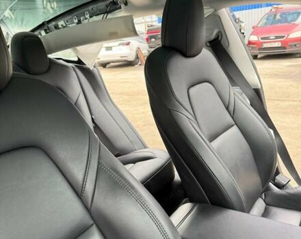 Сірий Тесла Модель 3, об'ємом двигуна 0 л та пробігом 46 тис. км за 14600 $, фото 15 на Automoto.ua