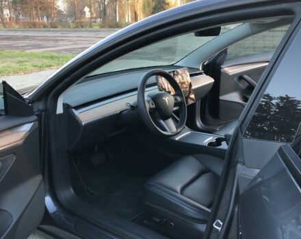Тесла Модель 3 2022 в Луцке на Automoto.ua Серый Тесла Модель 3, объемом двигателя 0 л и пробегом 51 тыс. км за 21999 $, фото 13 на Automoto.ua