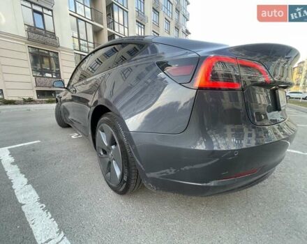 Сірий Тесла Модель 3, об'ємом двигуна 0 л та пробігом 28 тис. км за 21000 $, фото 3 на Automoto.ua