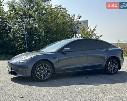 Сірий Тесла Модель 3, об'ємом двигуна 0 л та пробігом 56 тис. км за 17200 $, фото 1 на Automoto.ua