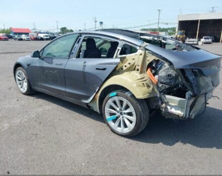 Сірий Тесла Модель 3, об'ємом двигуна 0 л та пробігом 120 тис. км за 12600 $, фото 5 на Automoto.ua