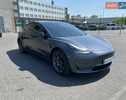 Сірий Тесла Модель 3, об'ємом двигуна 0 л та пробігом 72 тис. км за 20500 $, фото 2 на Automoto.ua