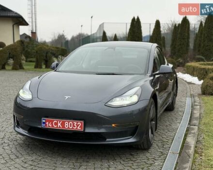 Серый Тесла Модель 3, объемом двигателя 0 л и пробегом 46 тыс. км за 20000 $, фото 5 на Automoto.ua