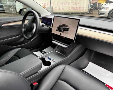 Серый Тесла Модель 3, объемом двигателя 0 л и пробегом 69 тыс. км за 25990 $, фото 18 на Automoto.ua