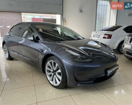 Тесла Модель 3 2022 у Одесі на Automoto.ua Сірий Тесла Модель 3, об'ємом двигуна 0 л та пробігом 52 тис. км за 21500 $, фото 2 на Automoto.ua