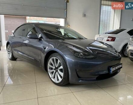 Тесла Модель 3 2022 у Одесі на Automoto.ua Сірий Тесла Модель 3, об'ємом двигуна 0 л та пробігом 52 тис. км за 21500 $, фото 1 на Automoto.ua