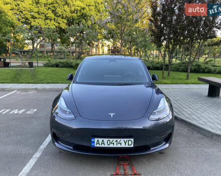 Сірий Тесла Модель 3, об'ємом двигуна 0 л та пробігом 53 тис. км за 22000 $, фото 2 на Automoto.ua