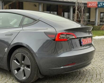 Серый Тесла Модель 3, объемом двигателя 0 л и пробегом 46 тыс. км за 20000 $, фото 36 на Automoto.ua