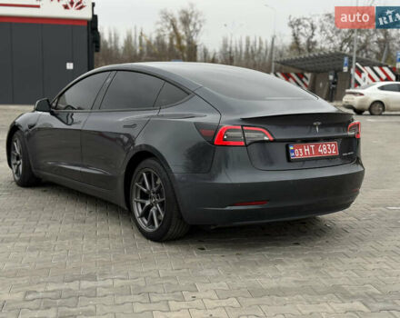 Серый Тесла Модель 3, объемом двигателя 0 л и пробегом 31 тыс. км за 23200 $, фото 9 на Automoto.ua